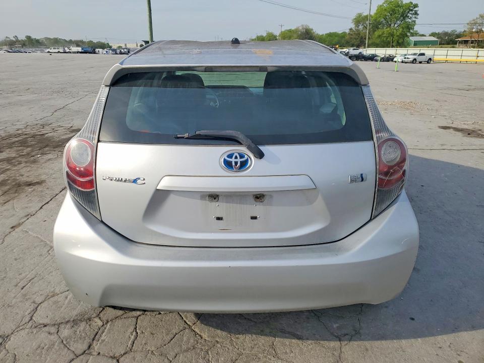2014 Toyota Prius c two