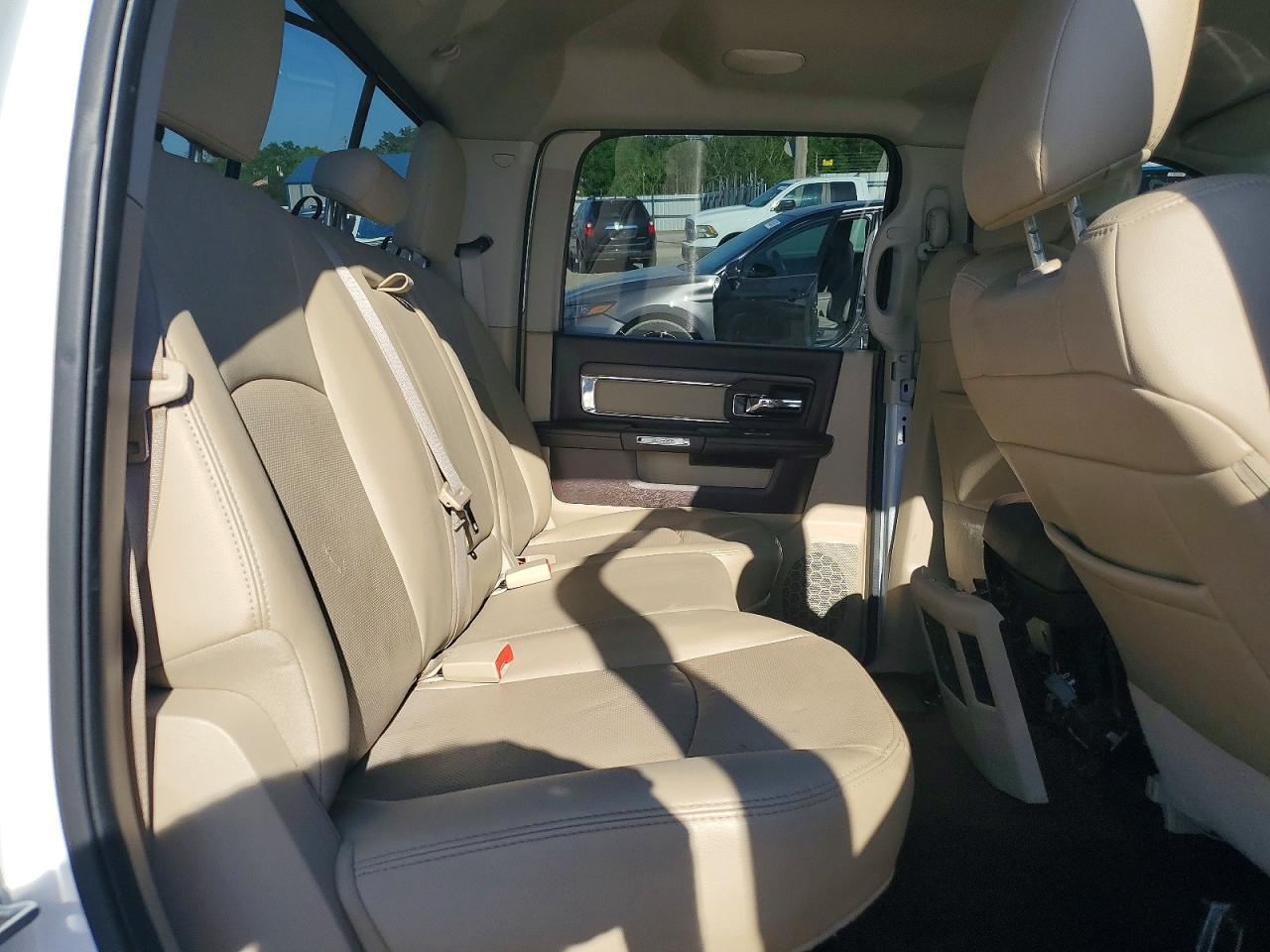 2016 Dodge 1500 Laramie