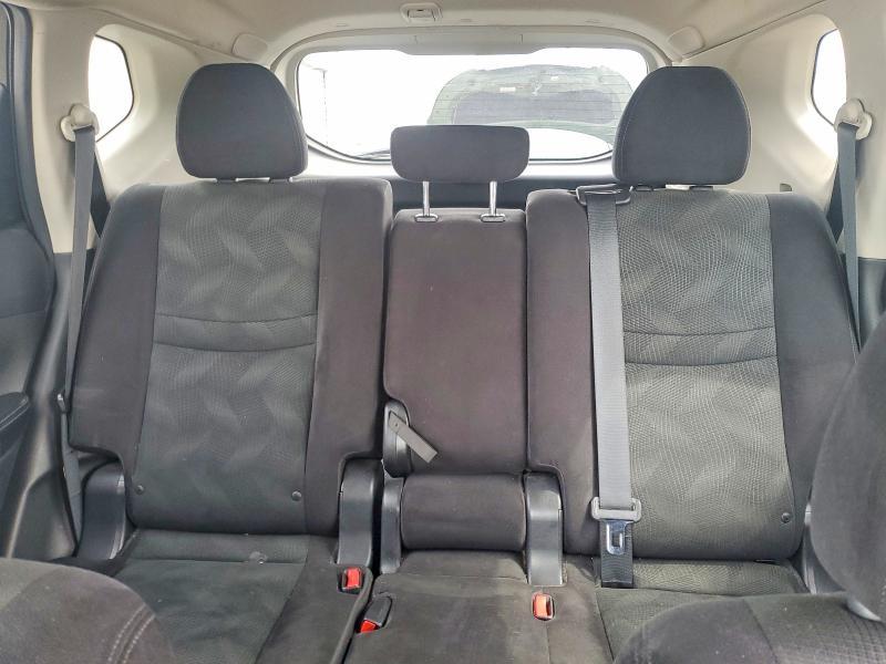 2014 Nissan Rogue sv