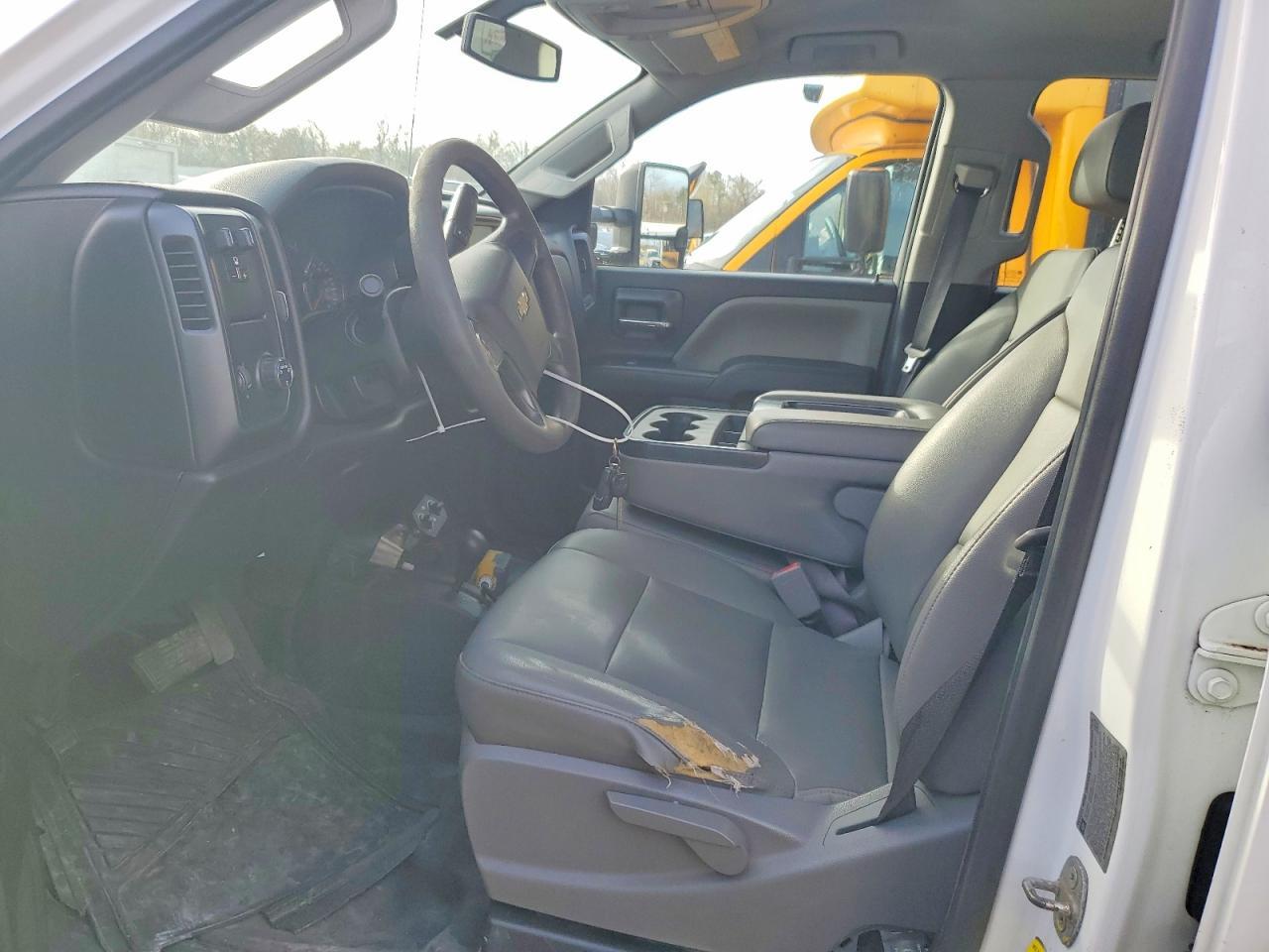 2017 Chev Rolet Silverado Dump Truck