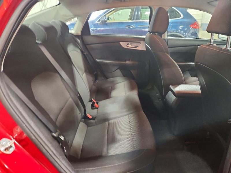2023 KIA Forte lxs