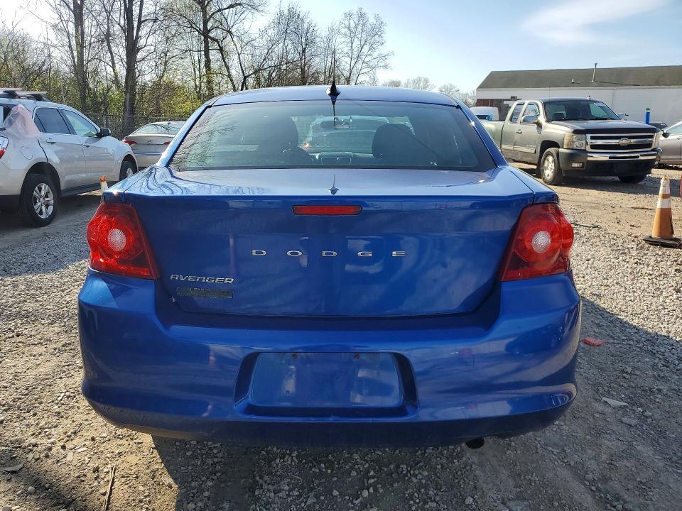 2012 Dodge Avenger se