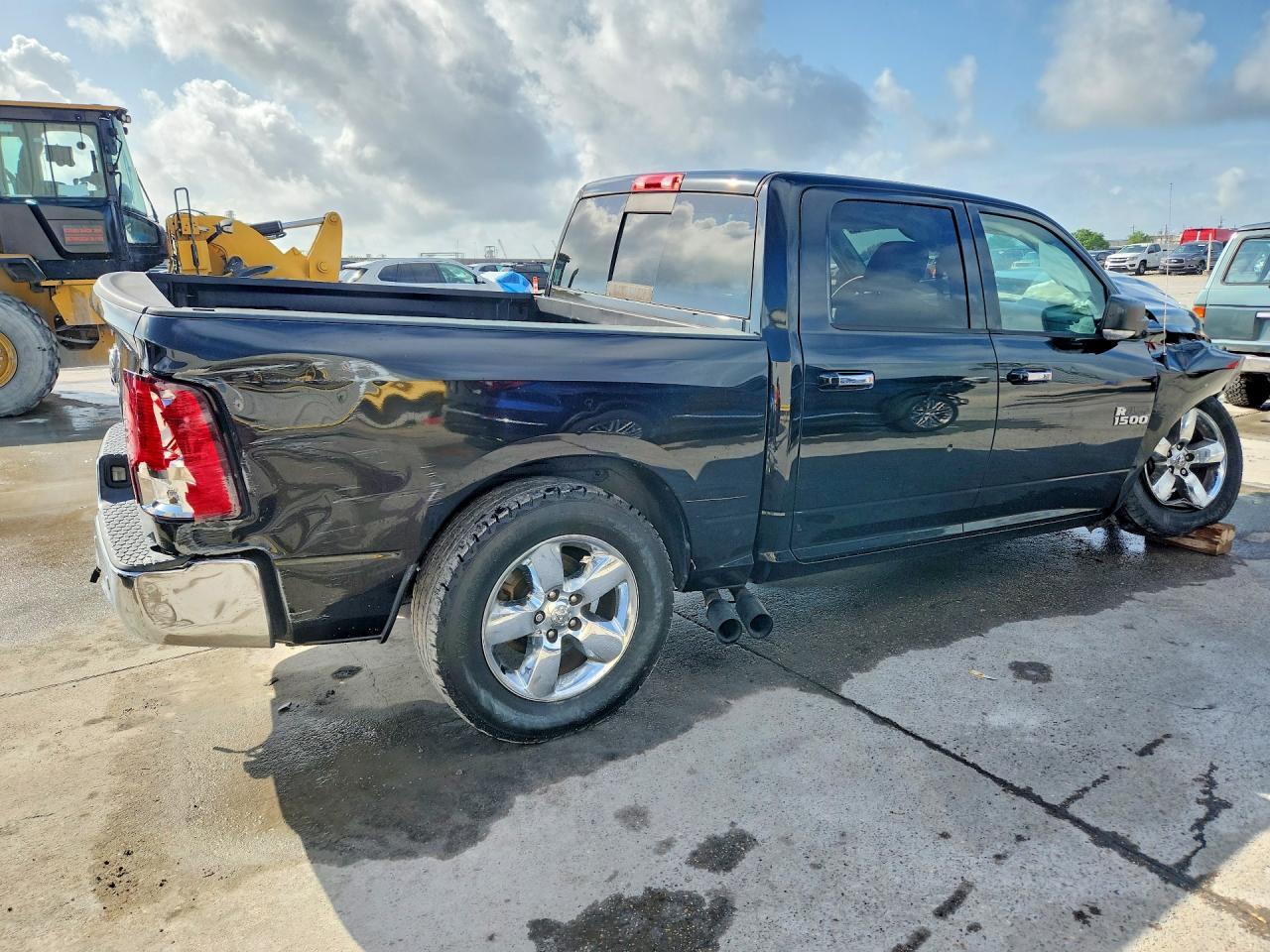 2017 Dodge RAM 1500 SLT
