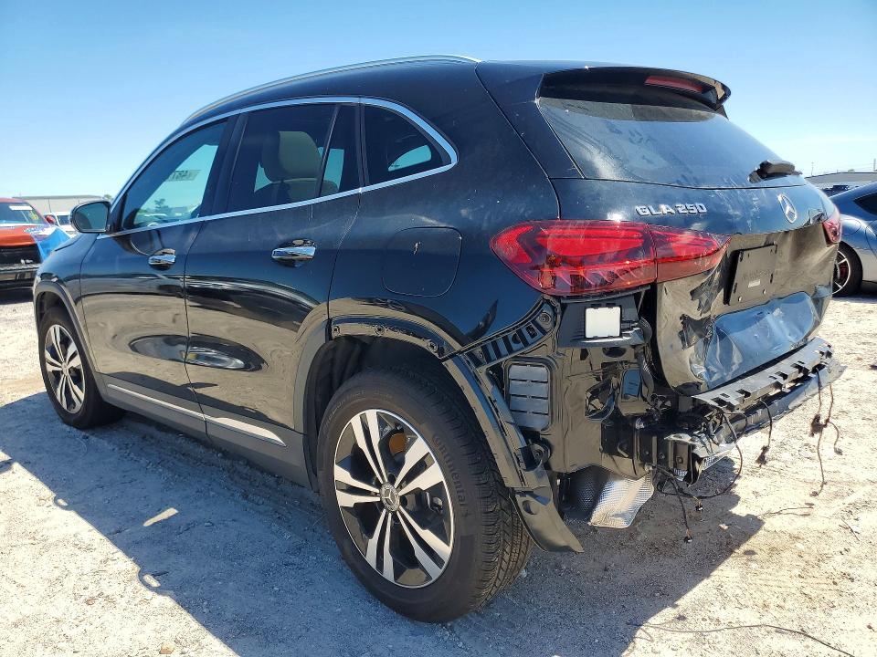 2025 Mercedes-Benz Gla 250