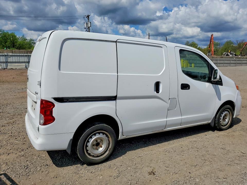 2015 Nissan NV200 SV