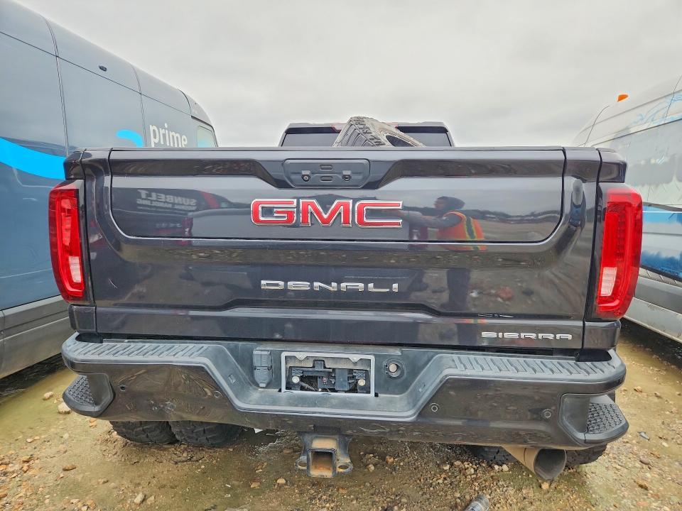 2020 GMC Sierra K3500 Denali
