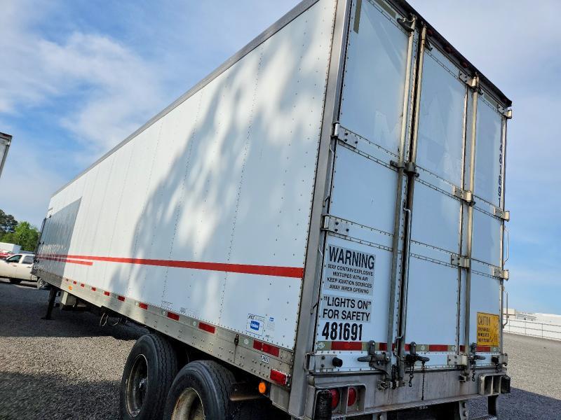 2010 Utility VS2RA Refrigerated Van Trailer