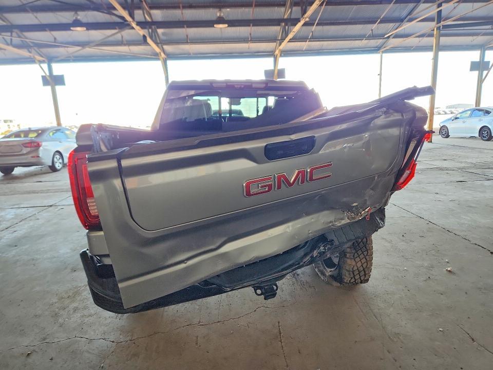 2026 GMC Sierra K1500 AT4X