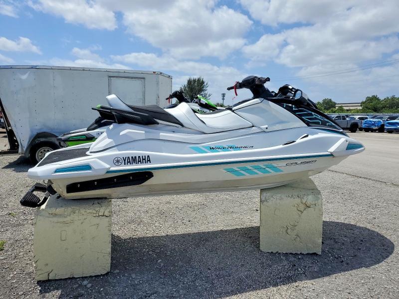 2022 YAM Yamaha vx
