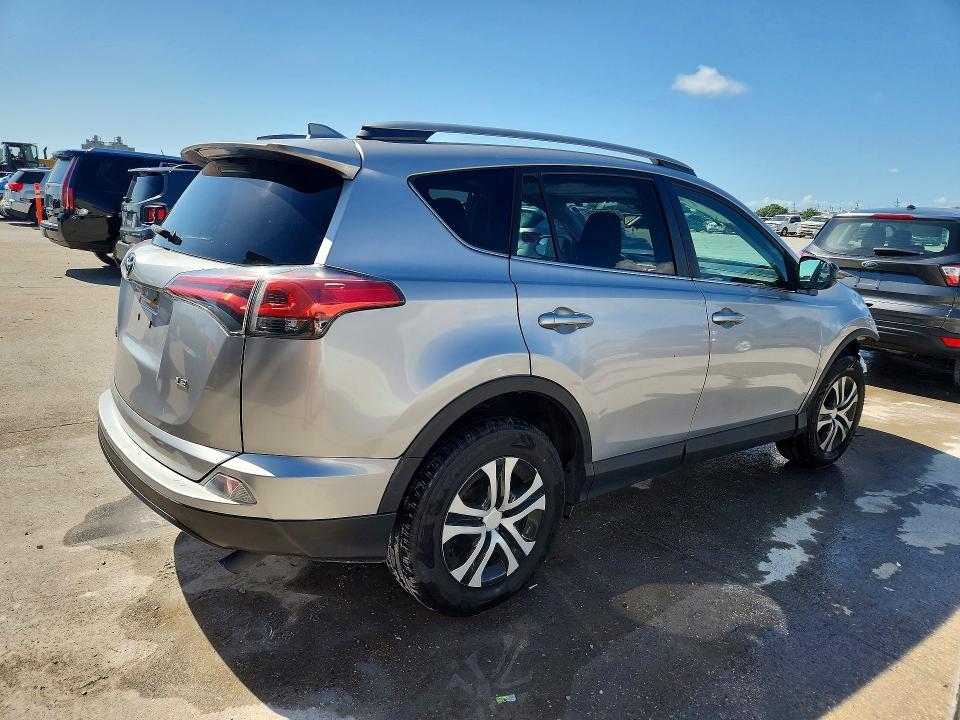2017 Toyota Rav4 le