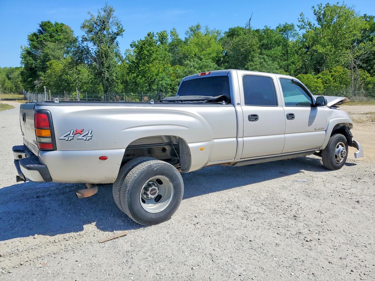2005 GMC New Sierra K3500