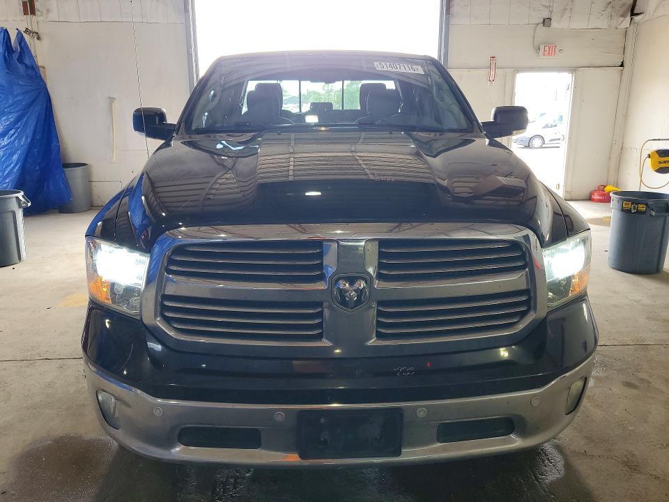 2017 Dodge RAM 1500 SLT