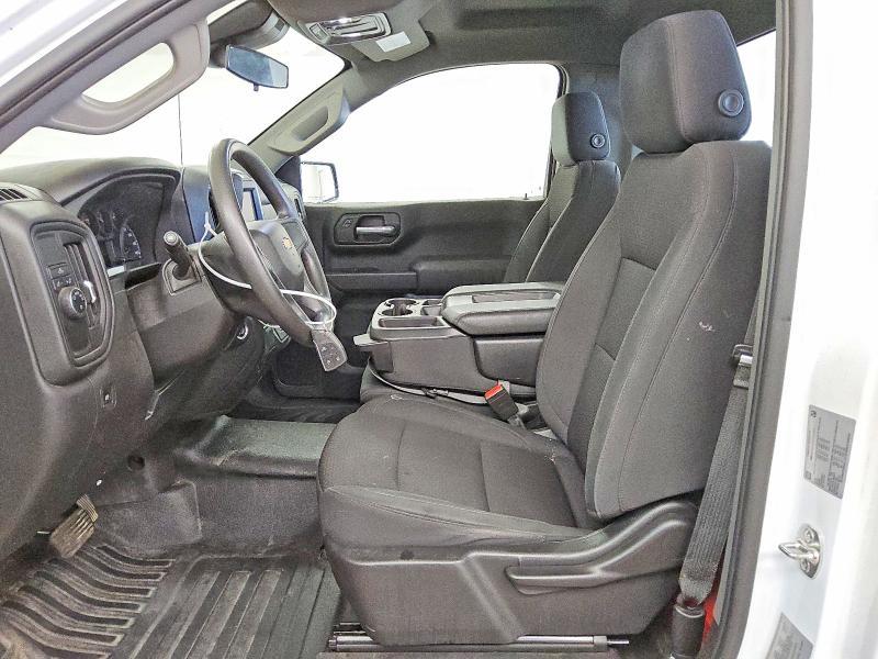 2025 Chevrolet Silverado C1500