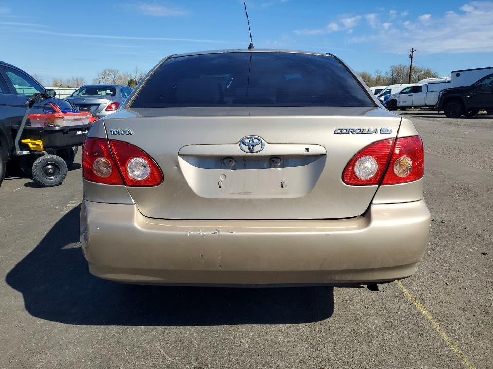 2005 Toyota Corolla le