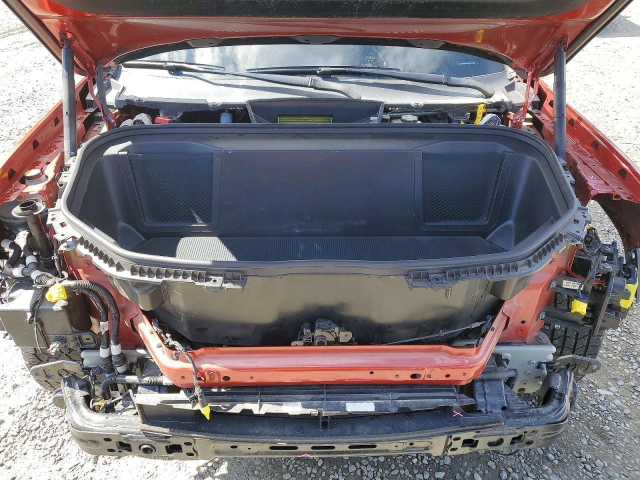 2025 Rivian R1T Adventure