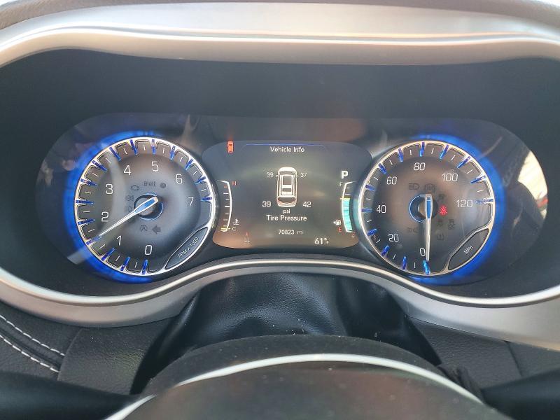 2021 Chrysler Pacifica Touring l