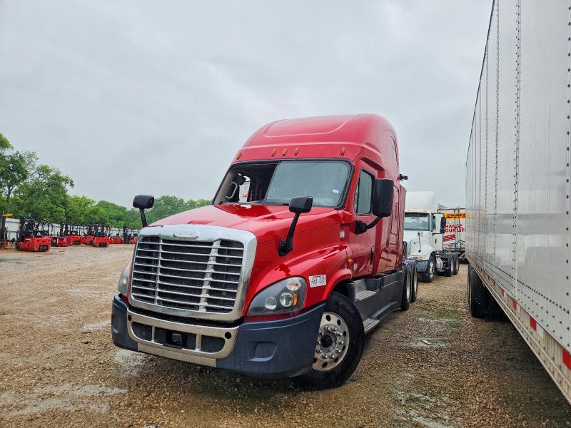 2016 Freightliner Cascadia 1