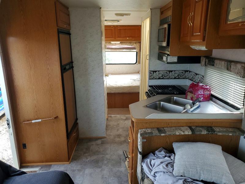 2001 Four Winds RV