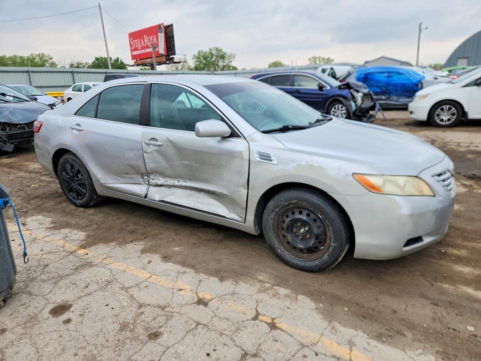 2008 Toyota Camry le