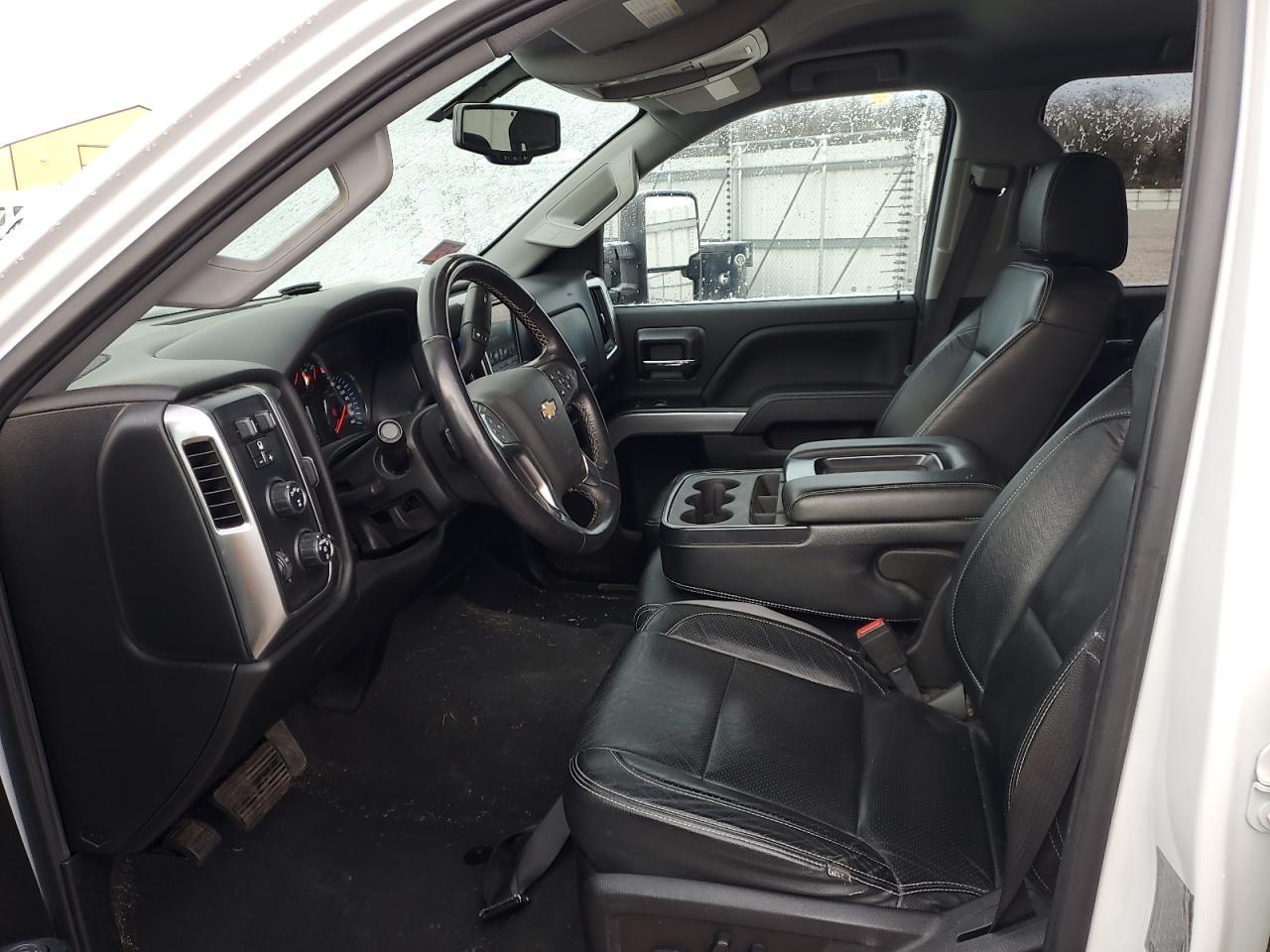 2019 Chevrolet Silverado K3500 LT