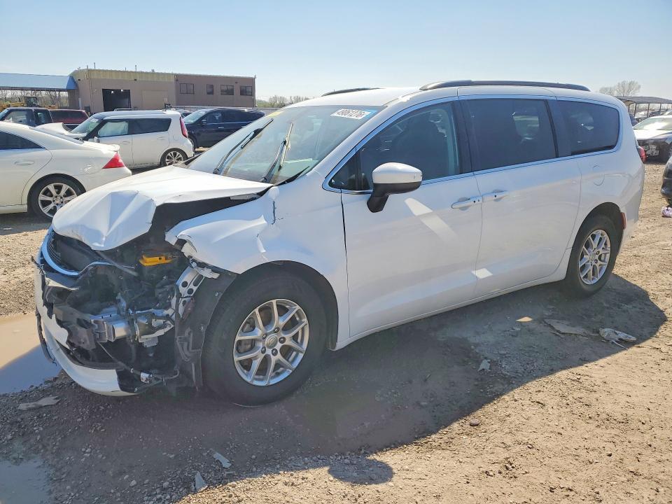 2020 Chrysler Voyager lxi