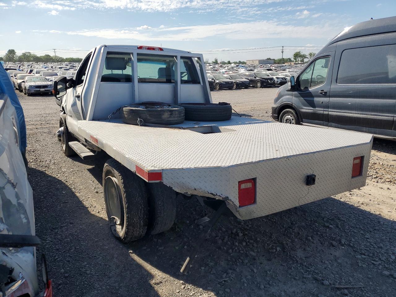 2016 Chev Rolet Silverado Flatbed Truck