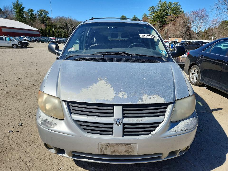 2005 Dodge Grand Caravan sxt