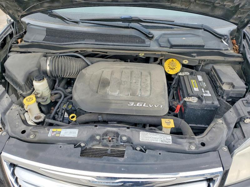 2013 Chrysler Town & Country Touring