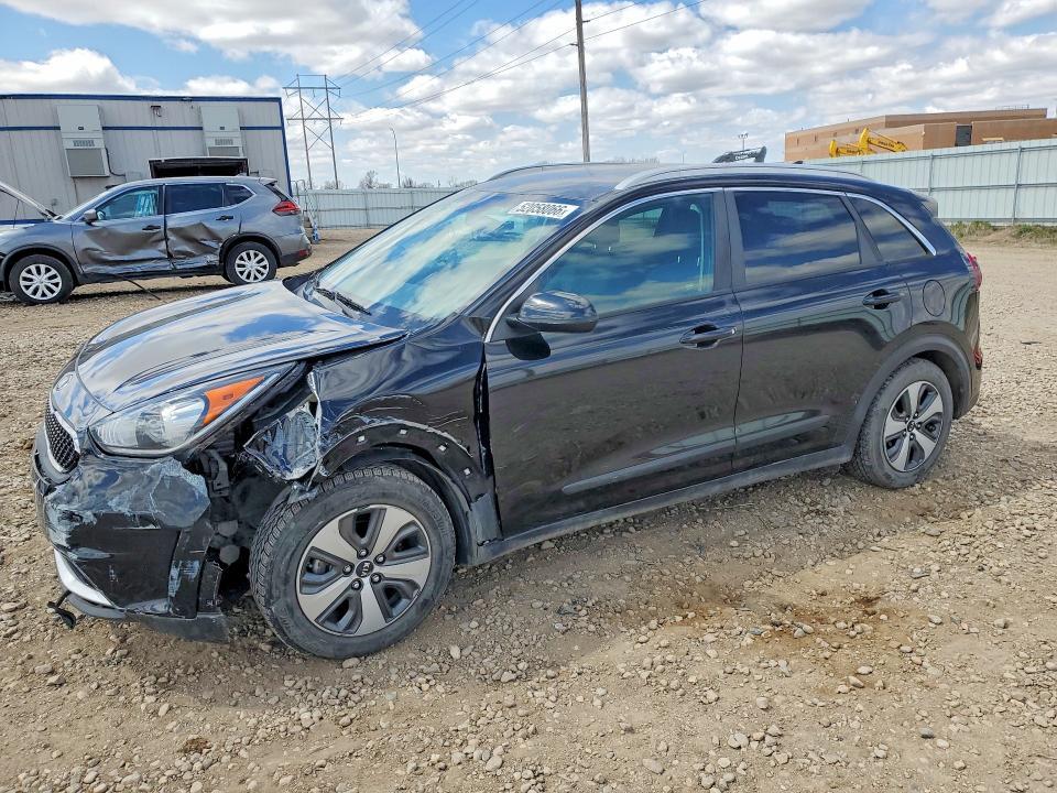 2017 KIA Niro lx