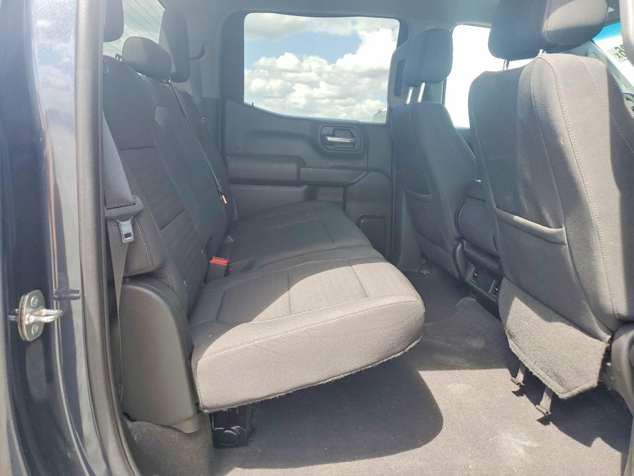 2022 Chevrolet Silverado LTD K1500 Custom