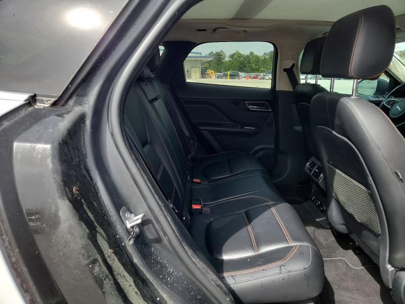 2019 Jaguar F-pace Prestige