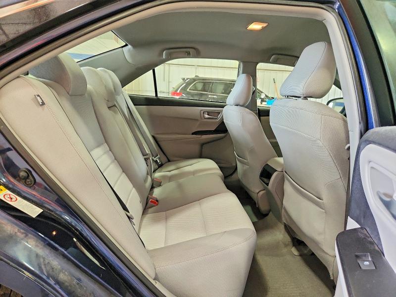 2016 Toyota Camry le