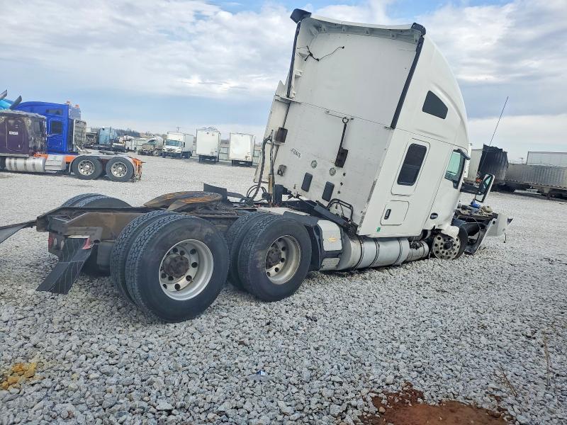 2015 Kenworth Construction T680