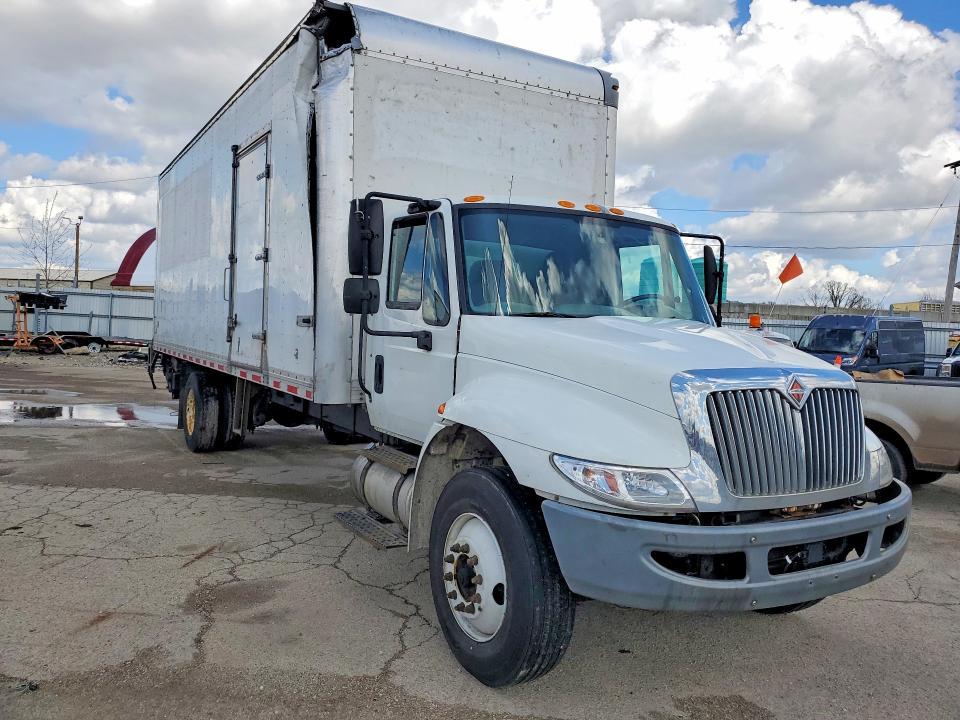 2018 International 4300 BOX Truck