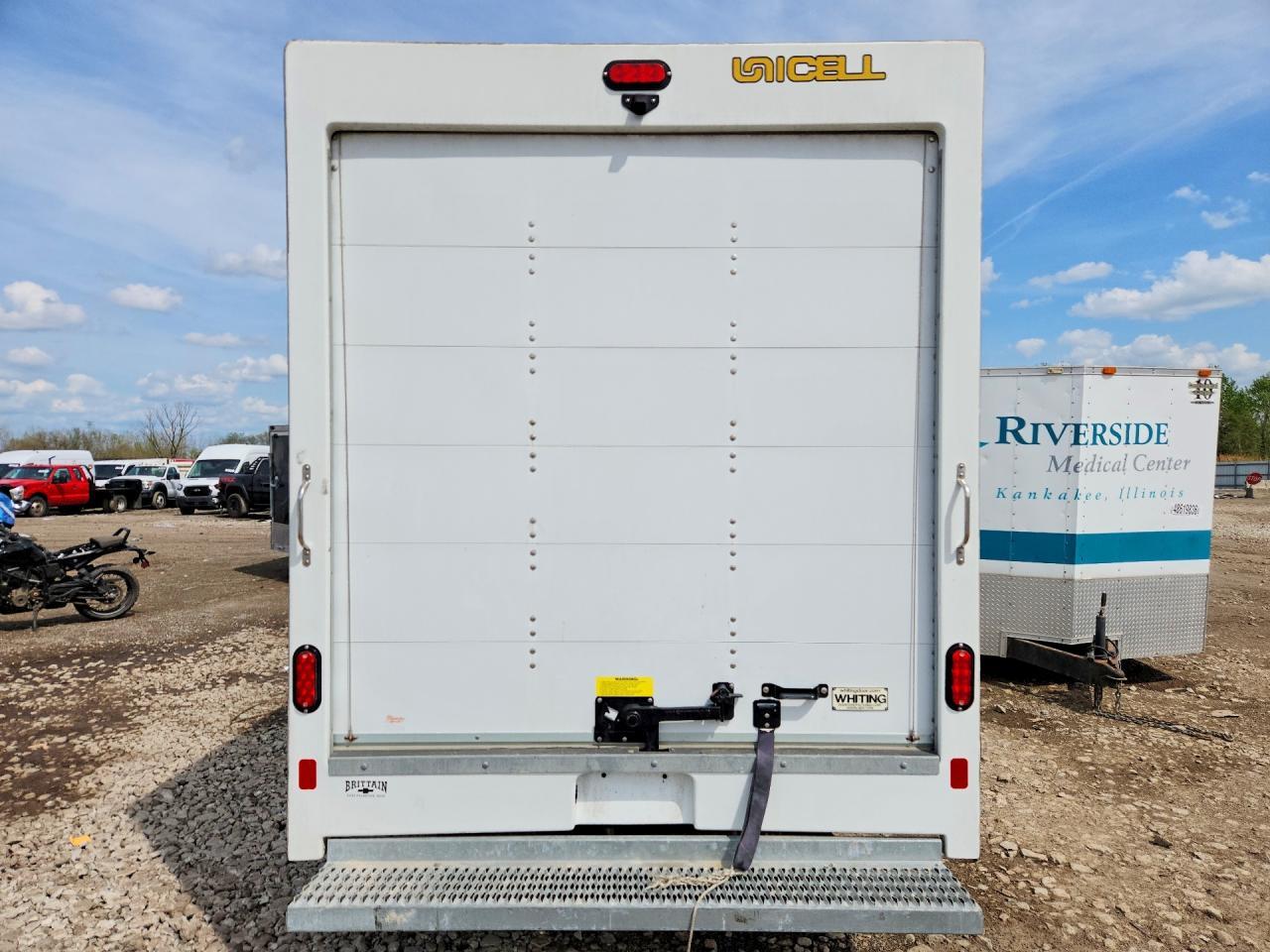 2025 Chev Rolet Express Delivery Truck