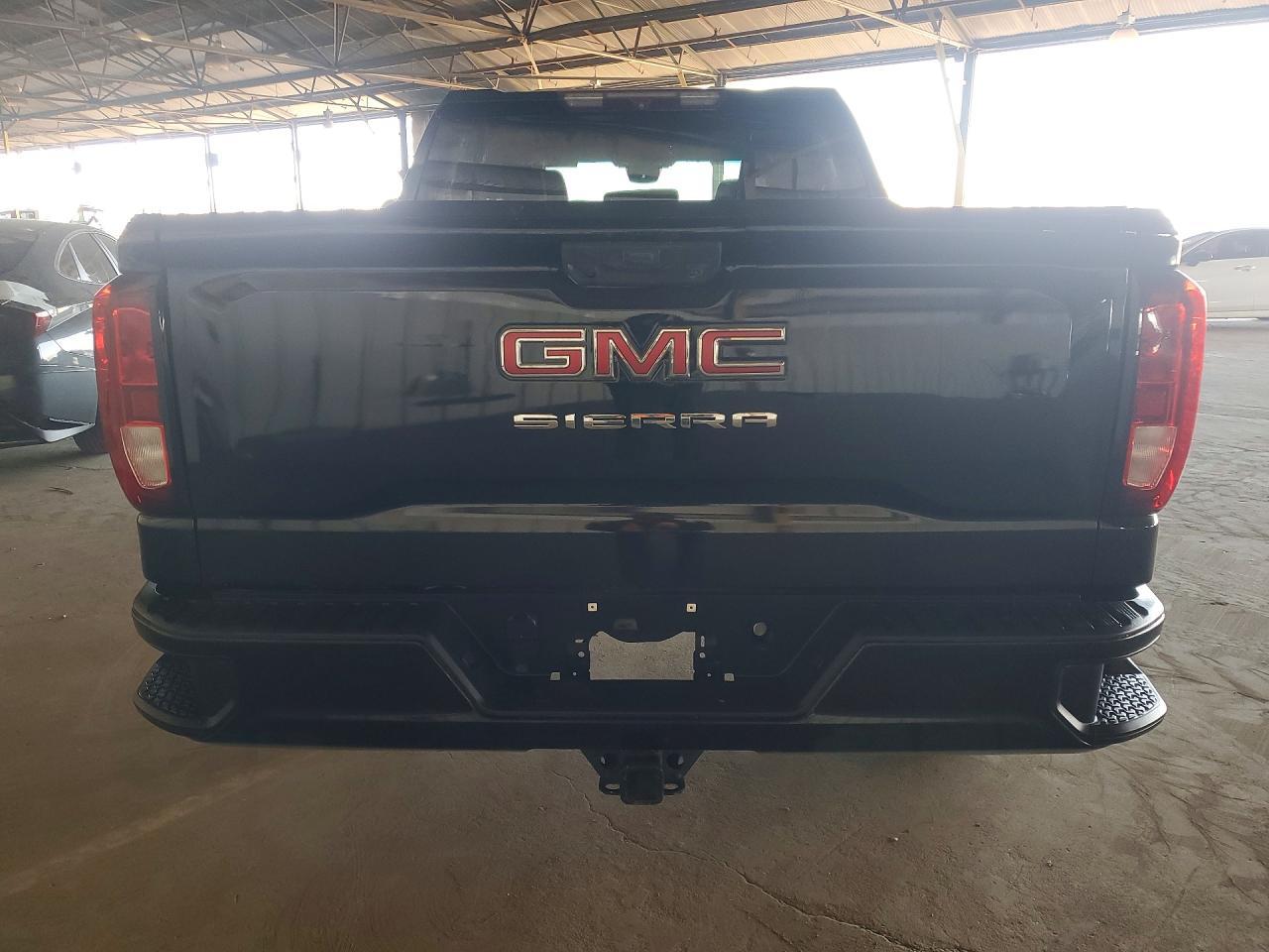 2024 GMC Sierra K1500 Elevation