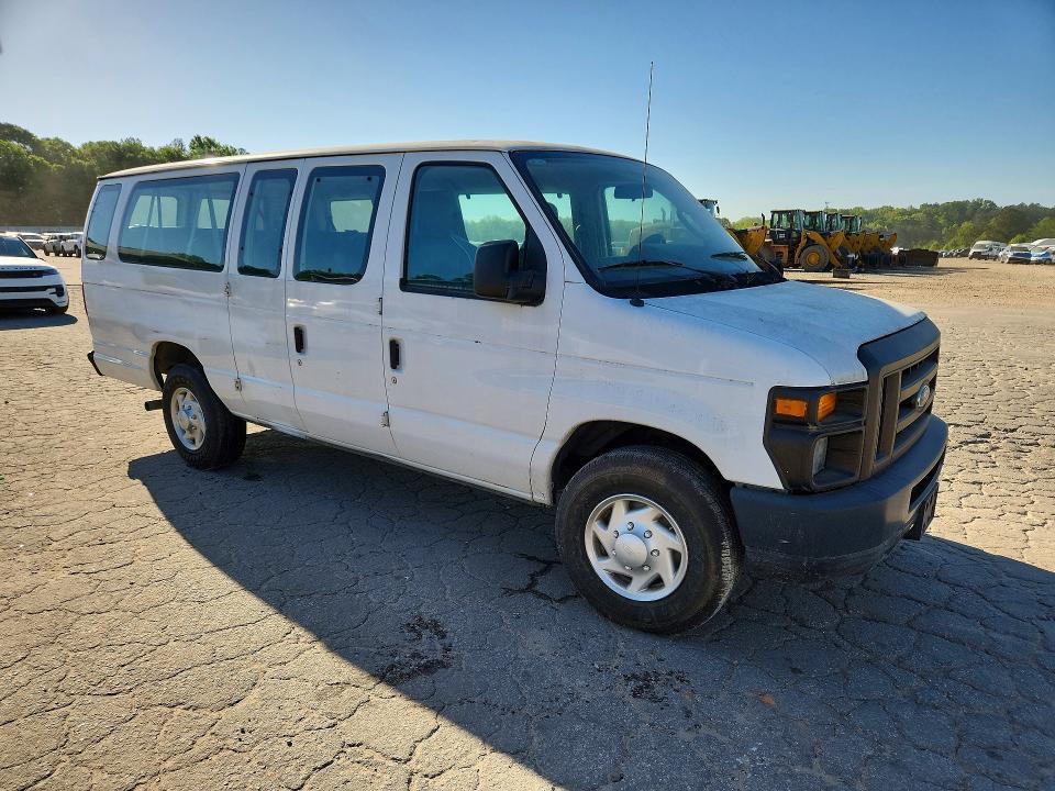 2010 Ford Econoline E350 Super Duty Wagon