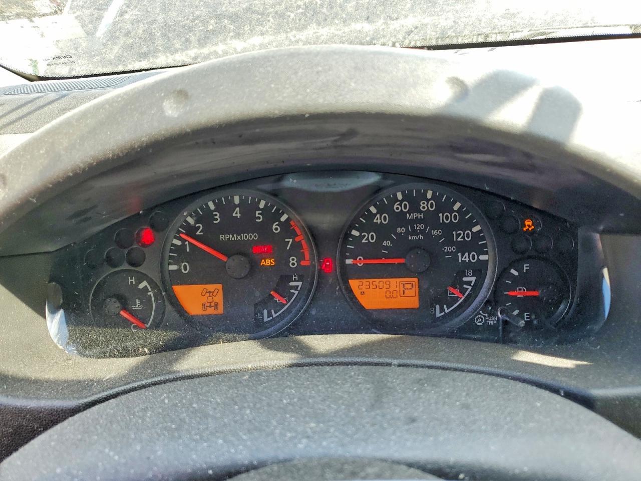2012 Suzuki Equator Sport