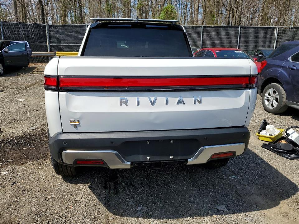 2023 Rivian R1T Adventure