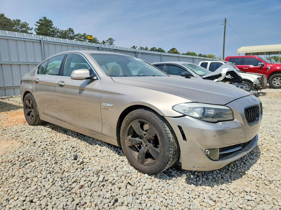 2012 BMW 528 xi