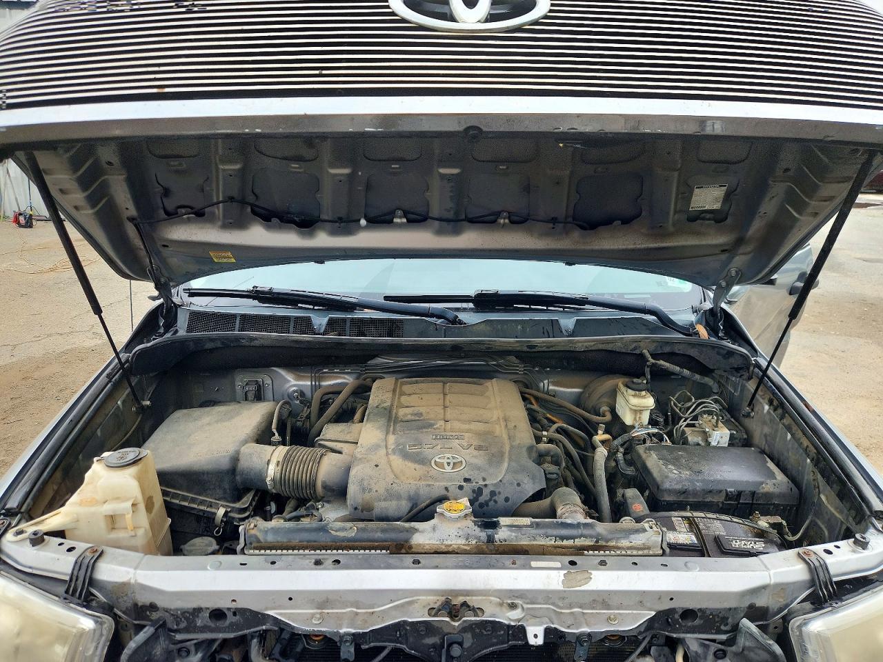 2011 Toyota Tundra Crewmax SR5