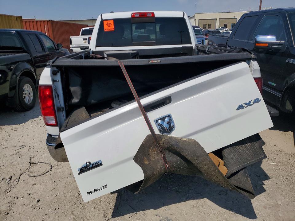 2016 Dodge RAM 1500 SLT