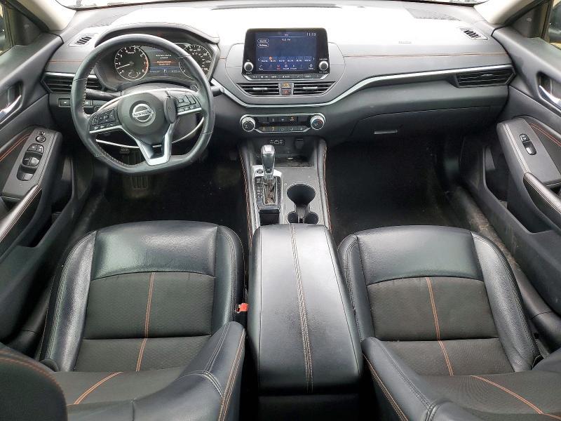 2022 Nissan Altima sr