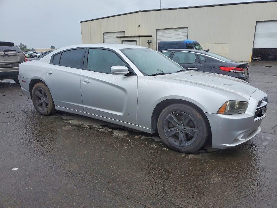 2012 Dodge Charger se