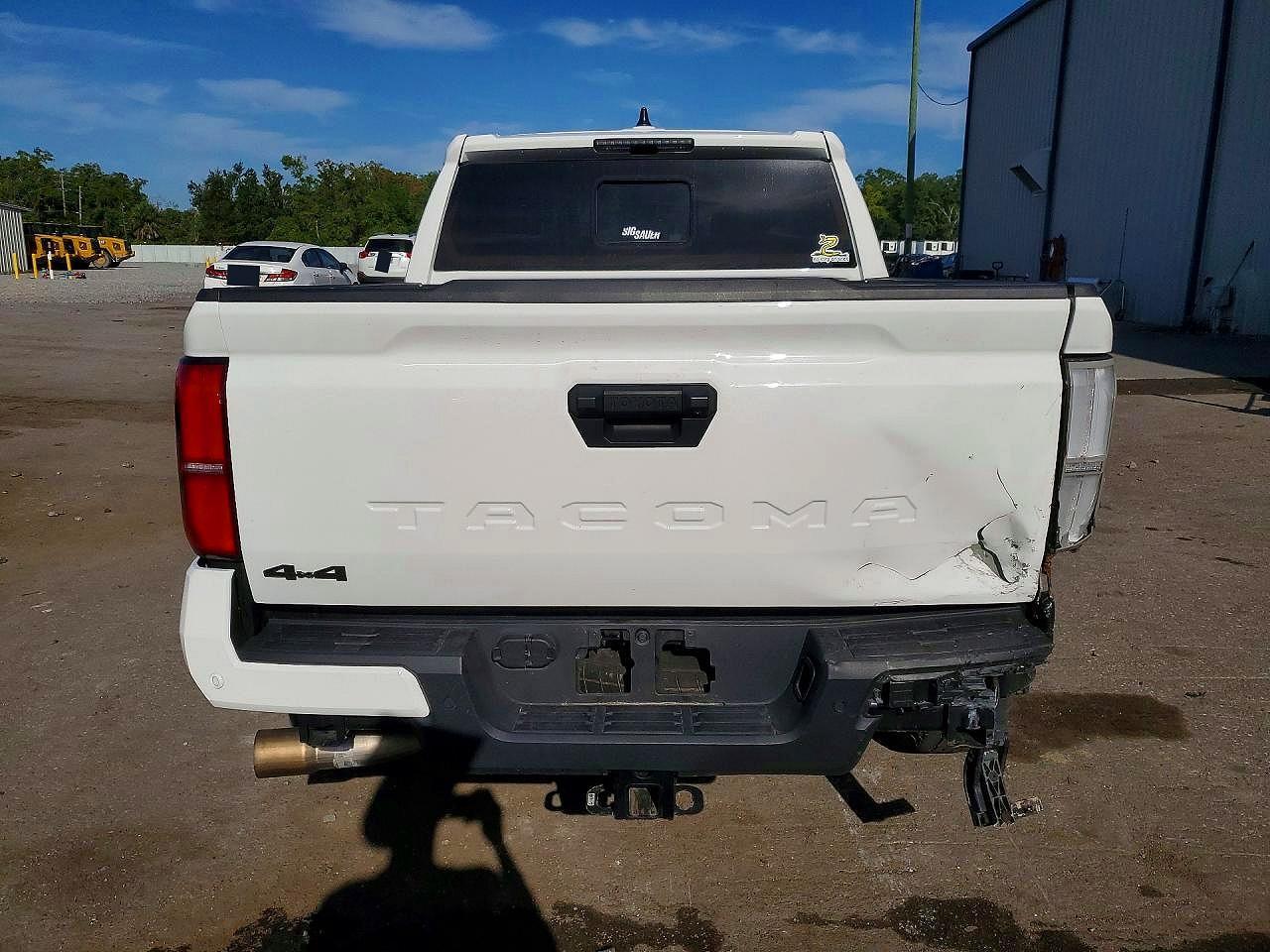 2024 Toyota Tacoma TRD OFF-Road