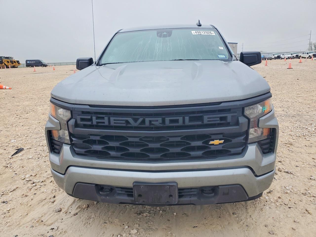 2025 Chevrolet Silverado C1500 Custom