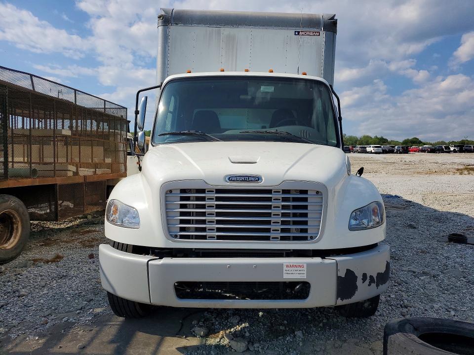 2021 Freightliner Business Class M2 BOX Truck