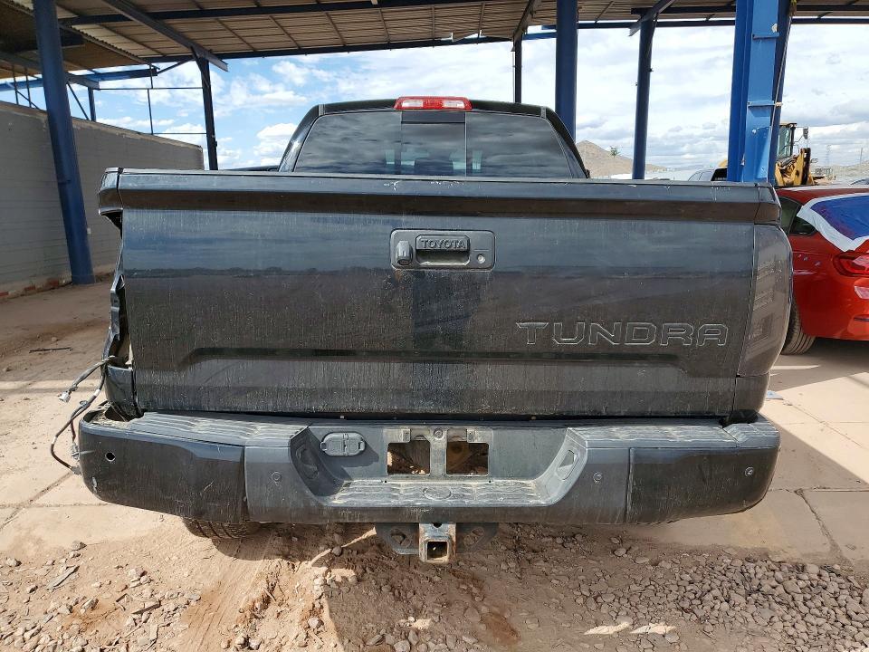 2018 Toyota Tundra SR5