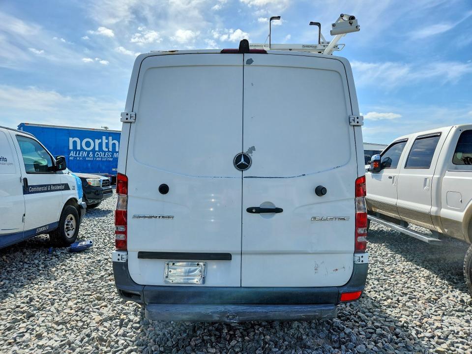 2015 Freightliner Sprinter 2500 Delivery van