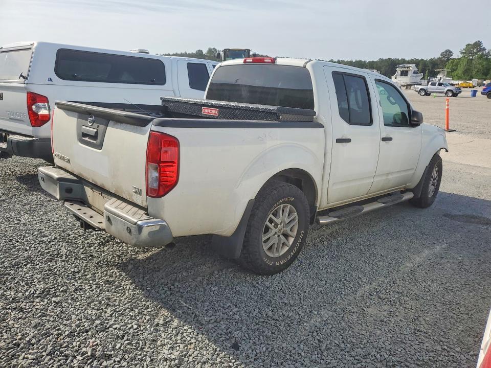 2018 Nissan Frontier SV